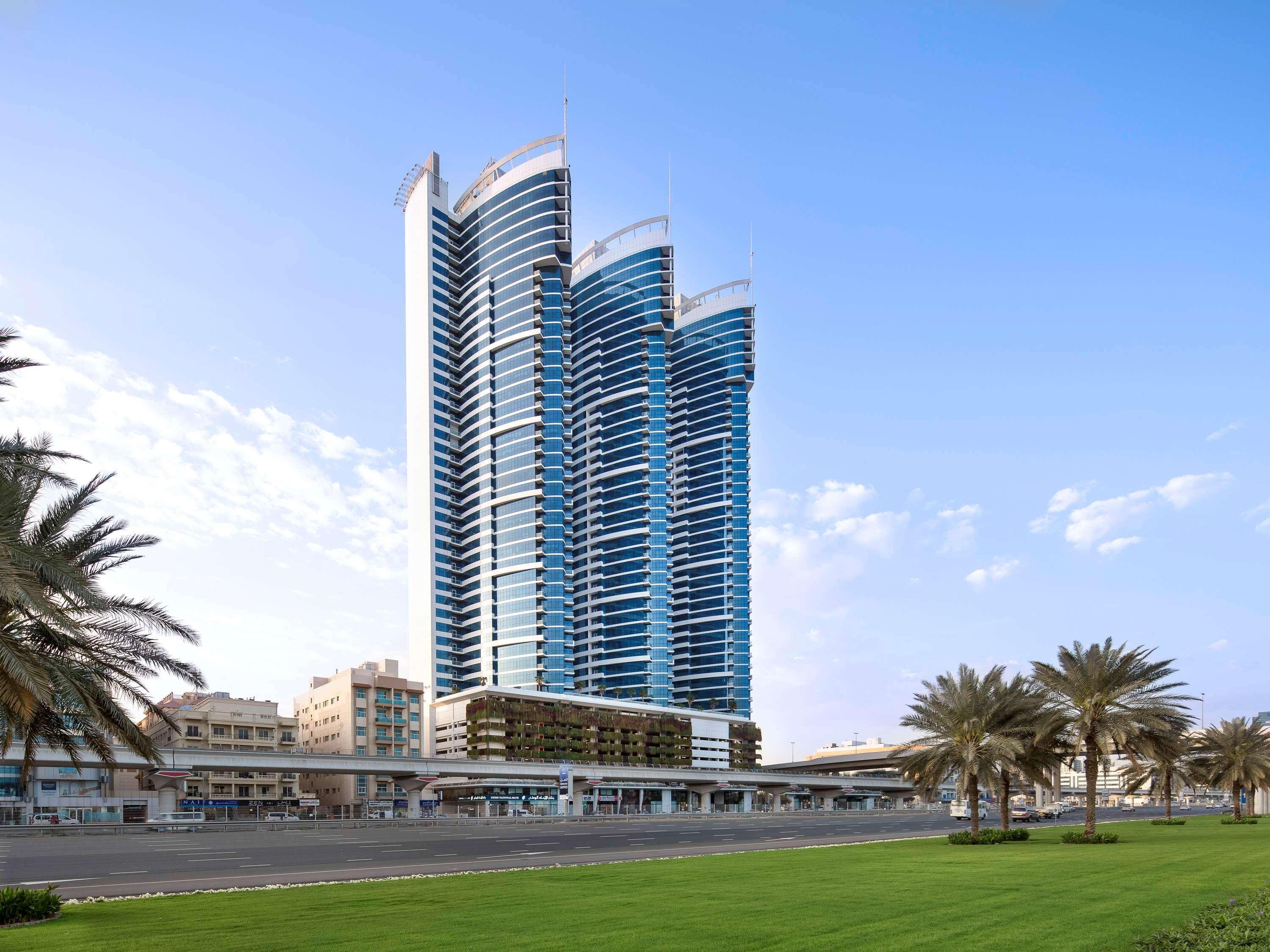 Novotel Dubai Al Barsha Exterior foto